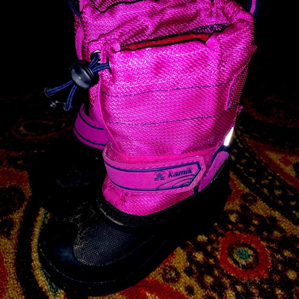 Girls Size 8 Kamik Snow Boots